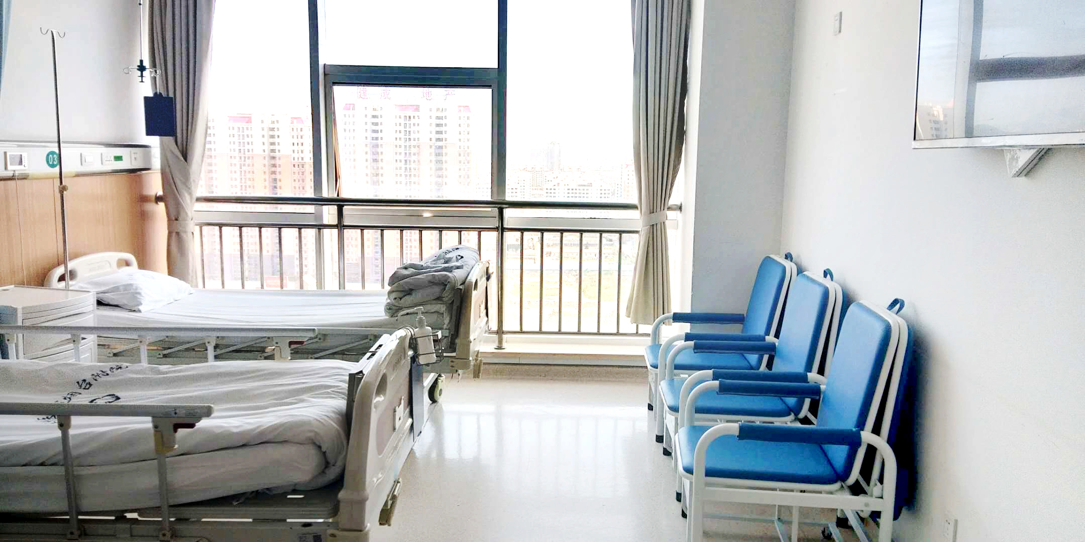 醫院智能共享陪護床:讓愛與關懷觸手可及